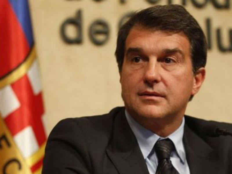  رئيس نادي برشلونة السابق جوان لابورتا