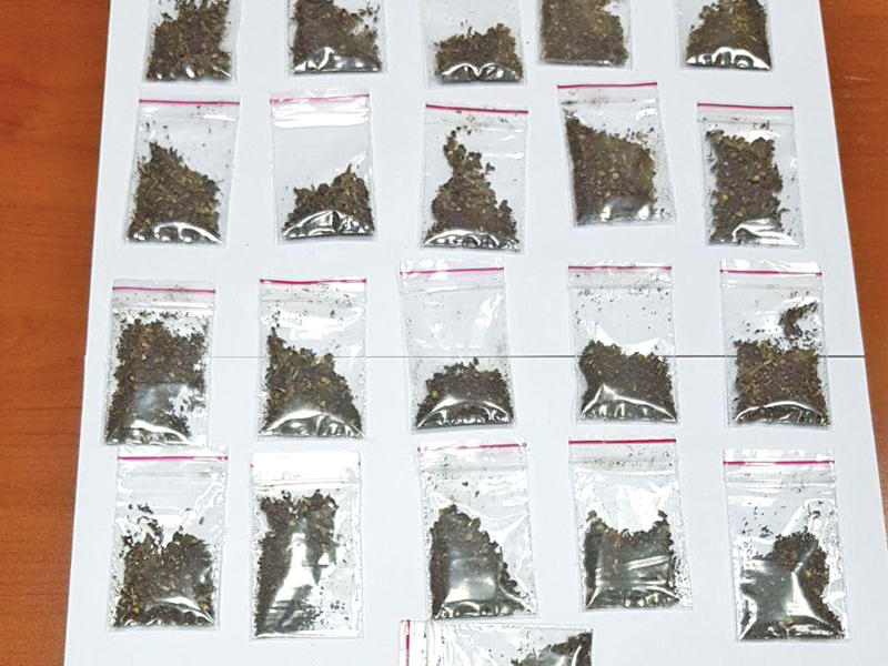 المخدرات المضبوطة بحوزة الآسيوي