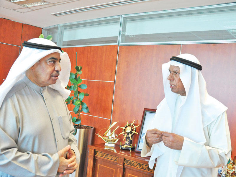 المجدلي والسلمان خلال لقائهما