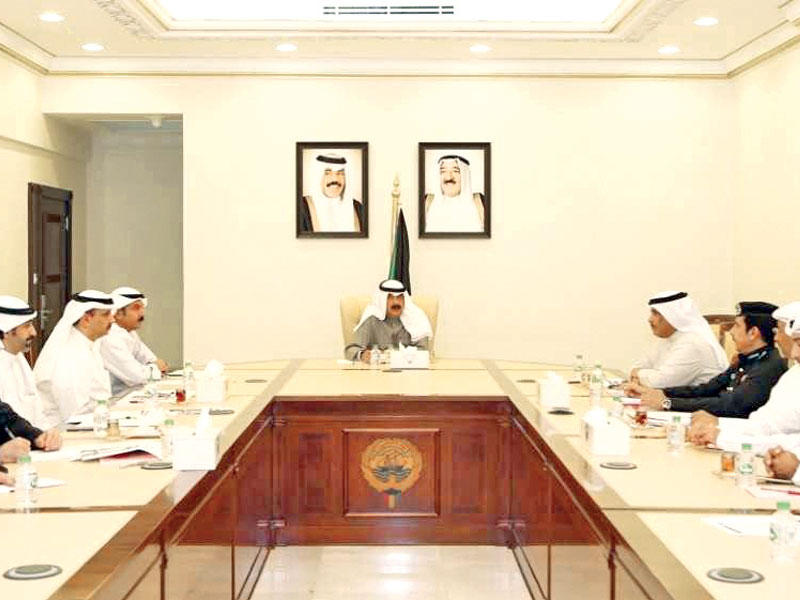 الجارالله مترئساً اجتماع «العمالة المنزلية» مع الجهات المعنية