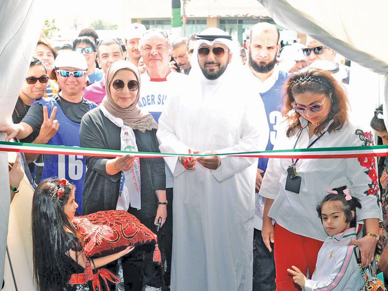 وزير الصحة يفتتح المعرض المصاحب لـ«واكاثون - أصدقاء القلوب»