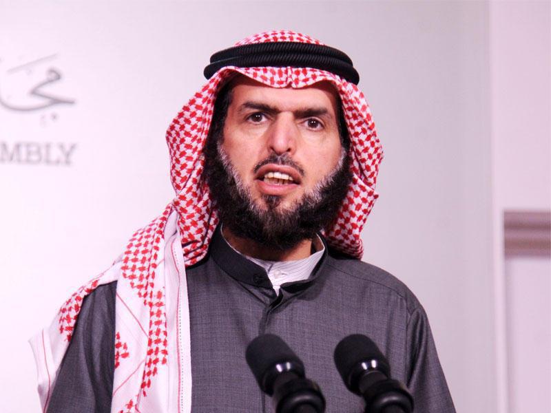 عادل الدمخي