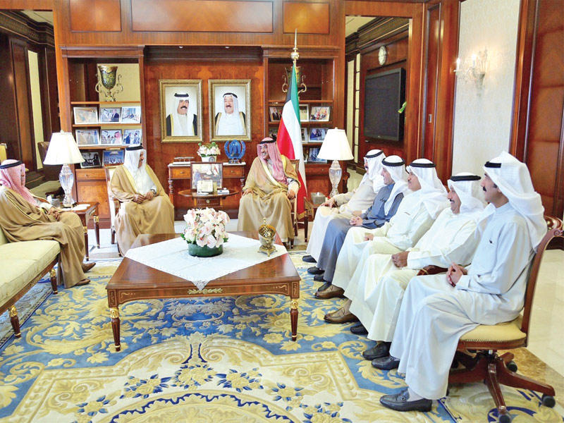 الخالد خلال لقائه الزياني أمس