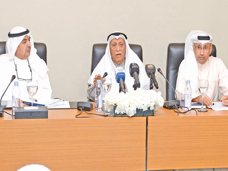 النفيسي مترئسا «العمومية» أمس