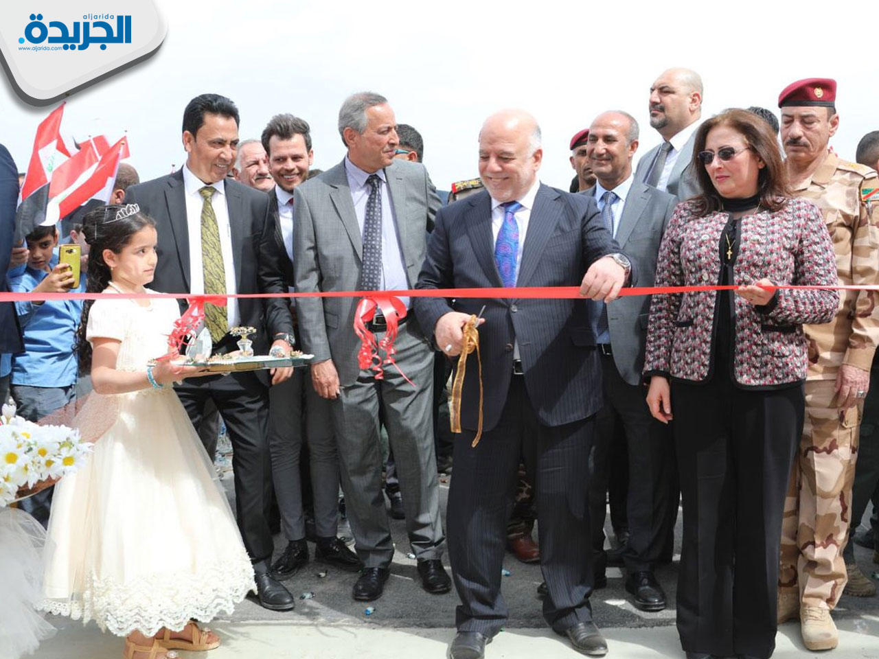  رئيس مجلس الوزراء العراقي حيدر العبادي اثناء افتتاح الجسر