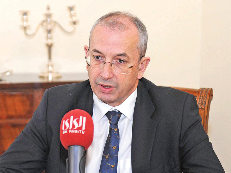 السفير البريطاني مايكل دافنبورت