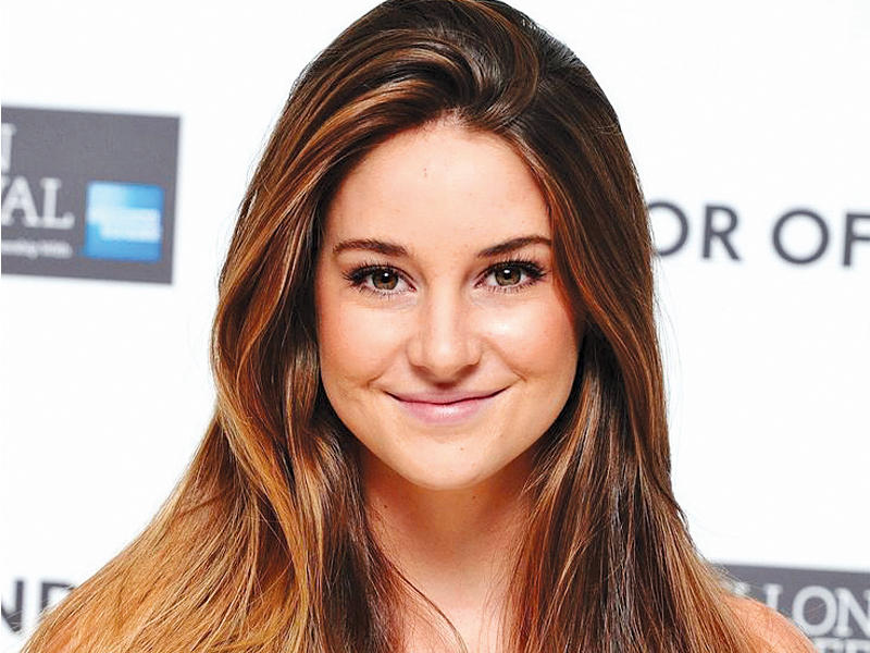 شايلين وودلي