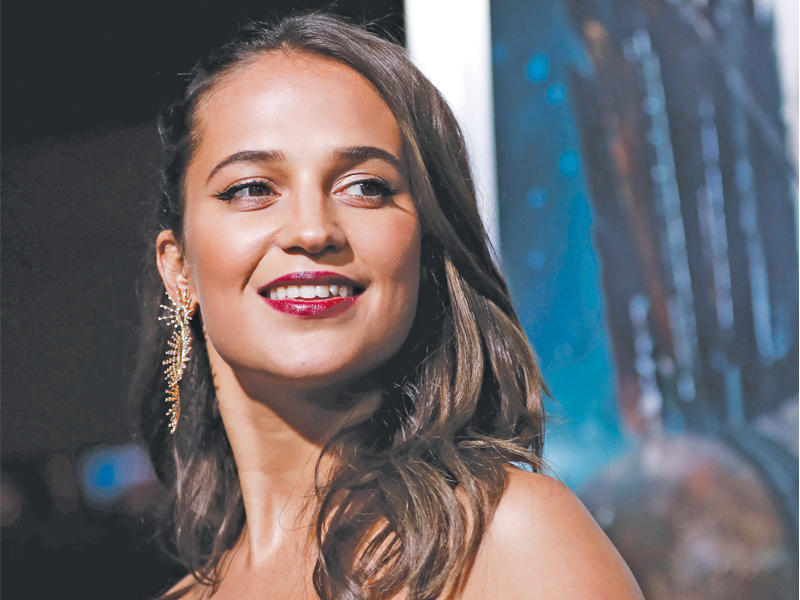 أليشيا فيكاندر