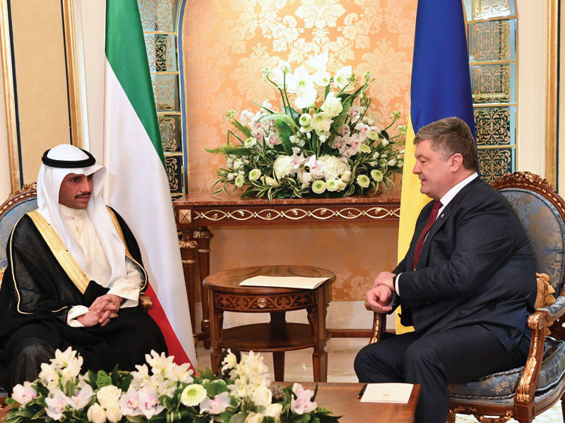 الرئيس بيترو بوروشينكو رئيس جمهورية أوكرانيا يستقبل رئيس مجلس الأمة مرزوق الغانم