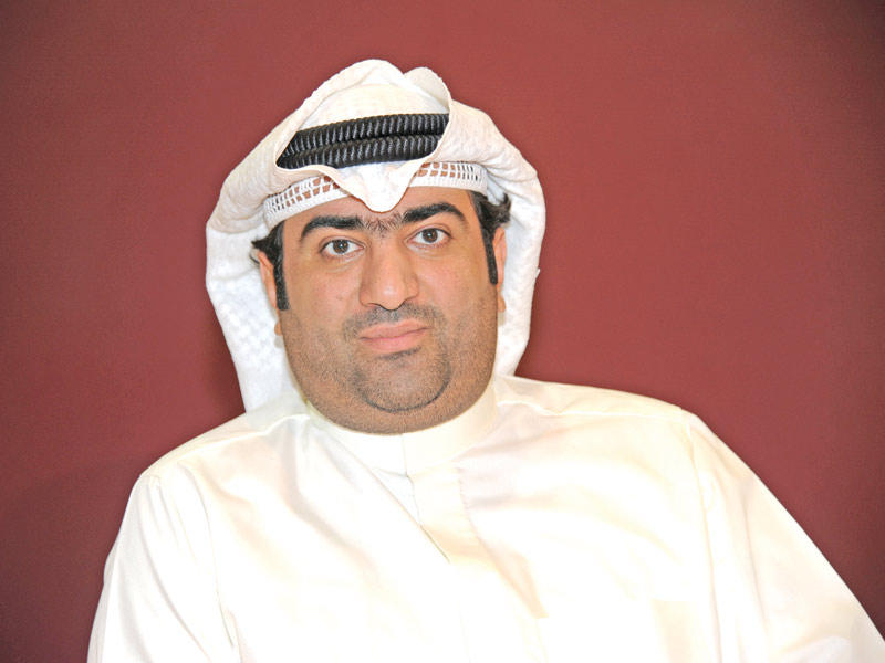 وزير التجارة والصناعة، وزير الدولة لشؤون الشباب، خالد الروضان