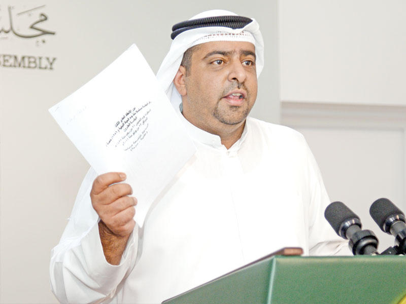 النصف يذكر المطير بمواقفه السابقة