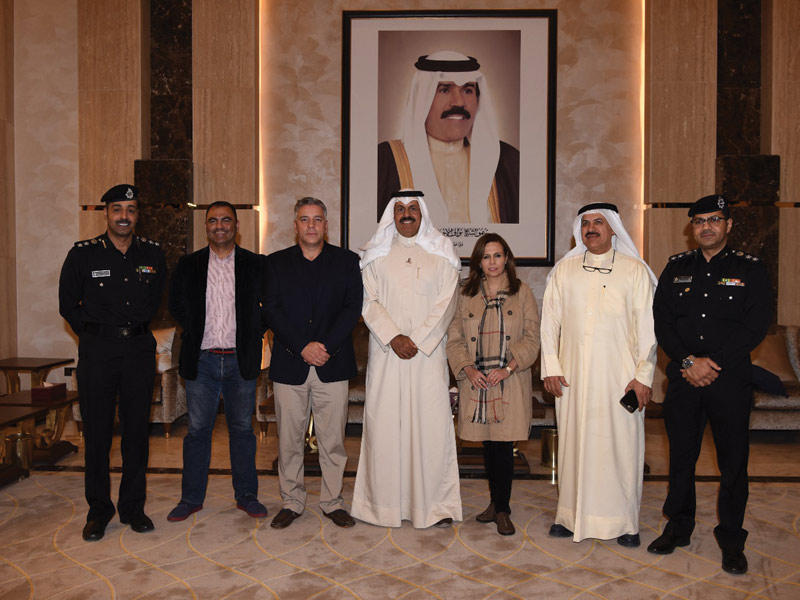 النواف مستقبلاً أعضاء الوفد