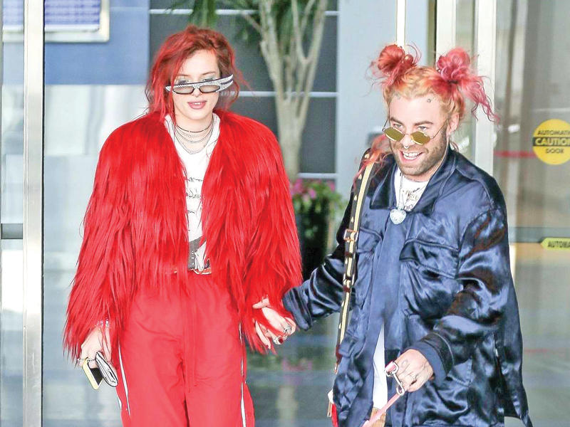 بيلا ثورن ومود سان