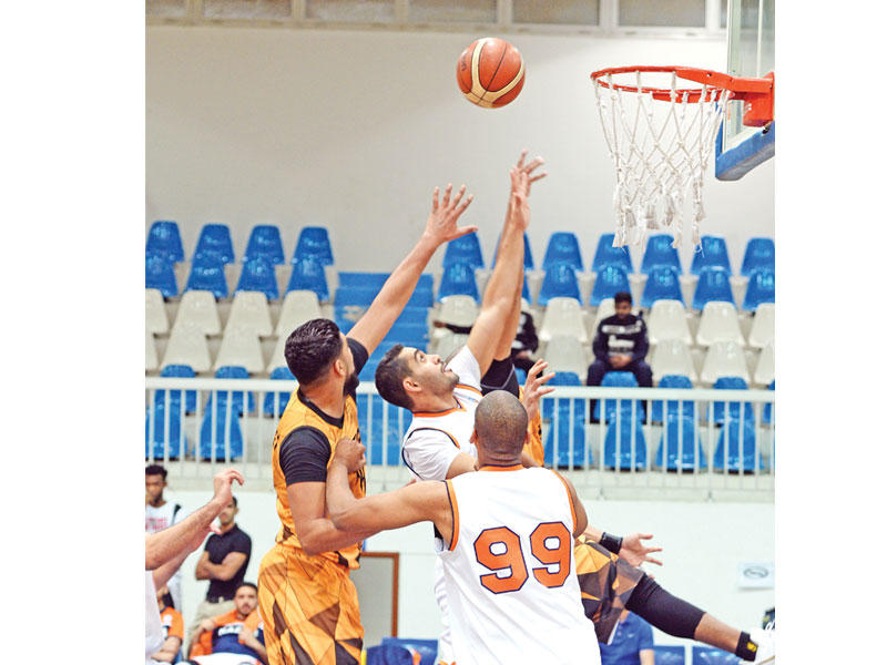 جانب من مباراة القادسية وكاظمة 