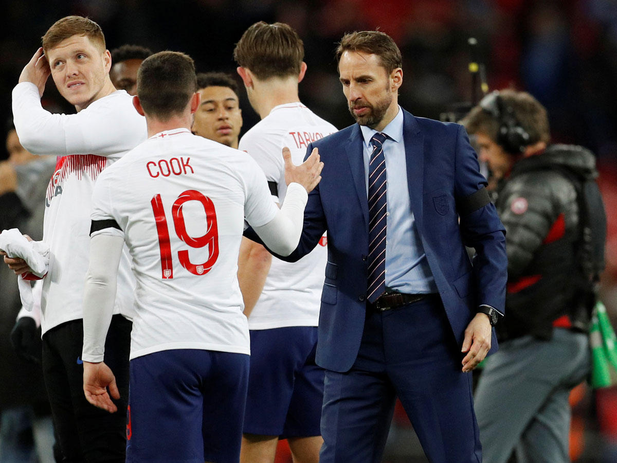 ساوثغيت ولويس كوك 