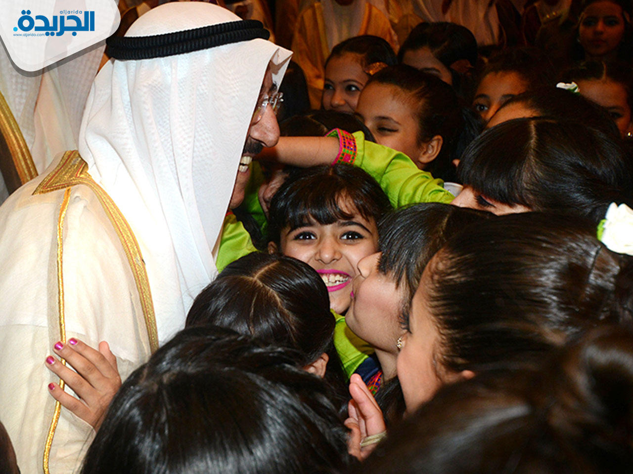 سمو الأمير خلال رعايته وحضوره أوبريت سابق