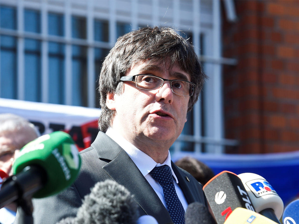  الرئيس الكاتالوني السابق كارليس بوتشيمون