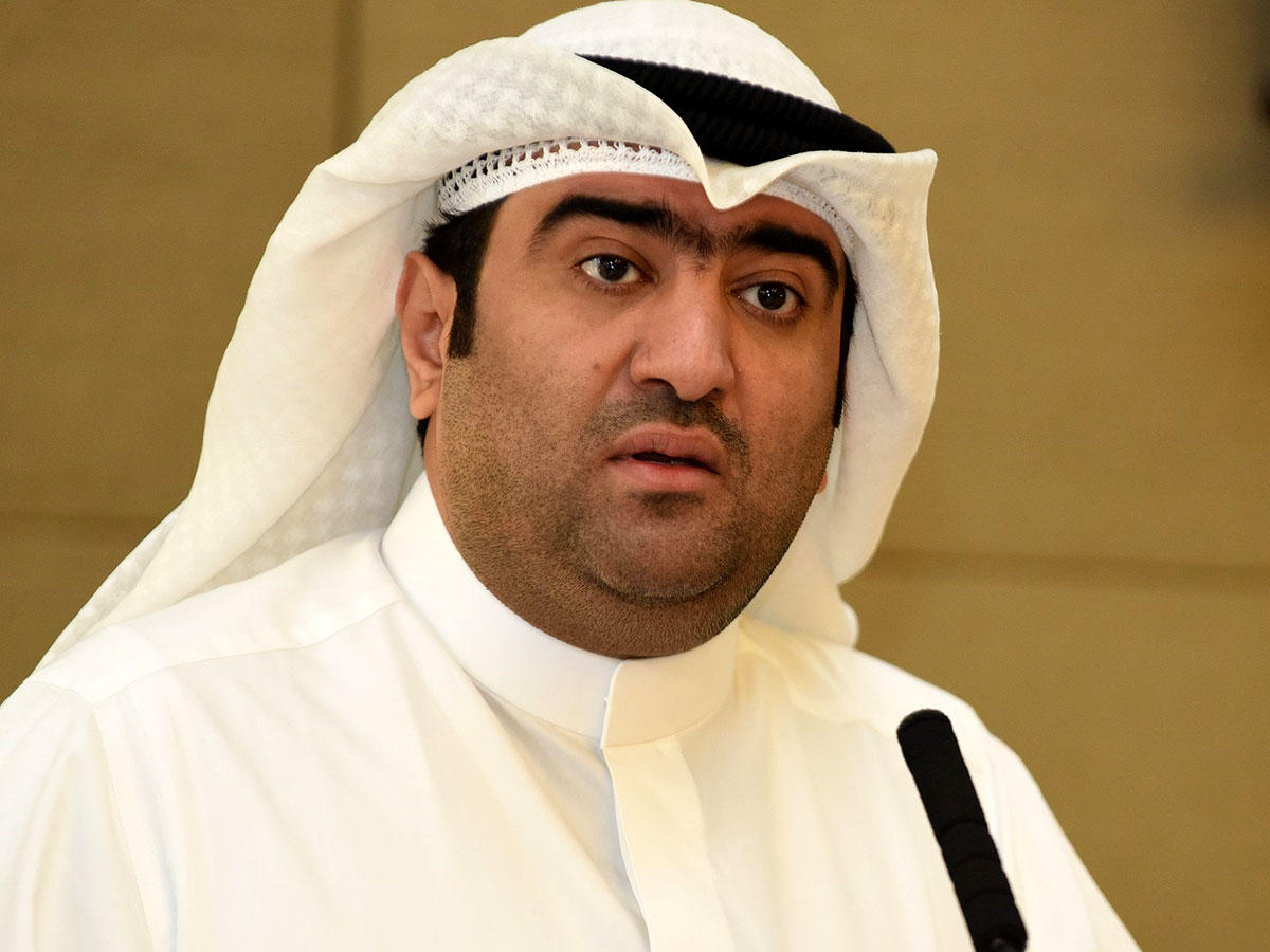 وزير التجارة والصناعة خالد الروضان