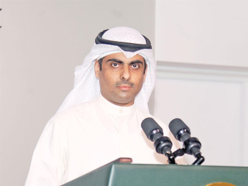 النائب رياض العدساني