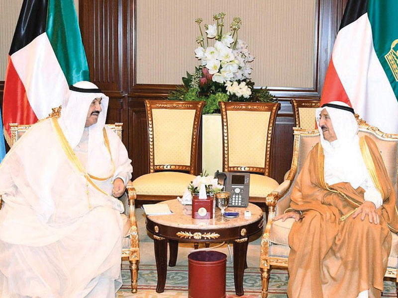  الأمير مستقبلاً ناصر المحمد أمس