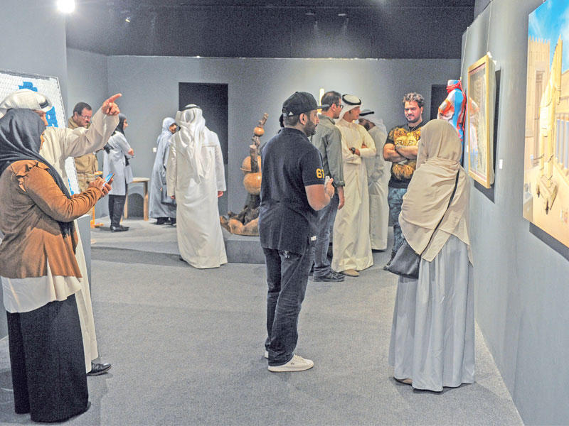 جانب من أجواء المعرض 