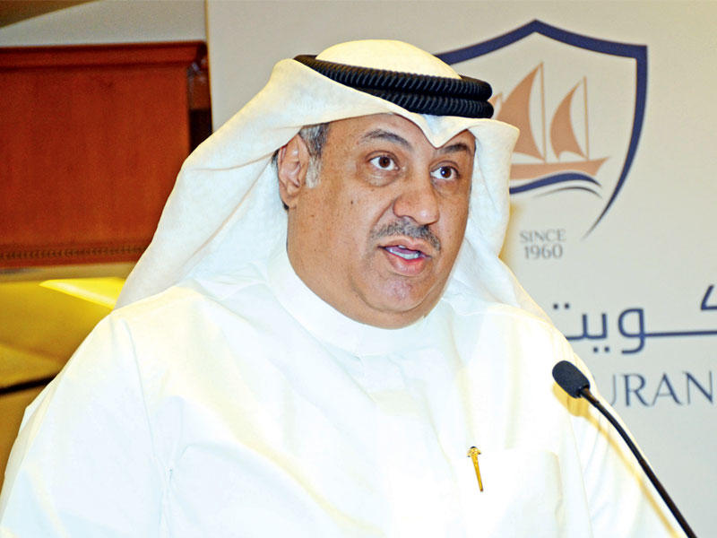 العويصي متحدثاً خلال الملتقى