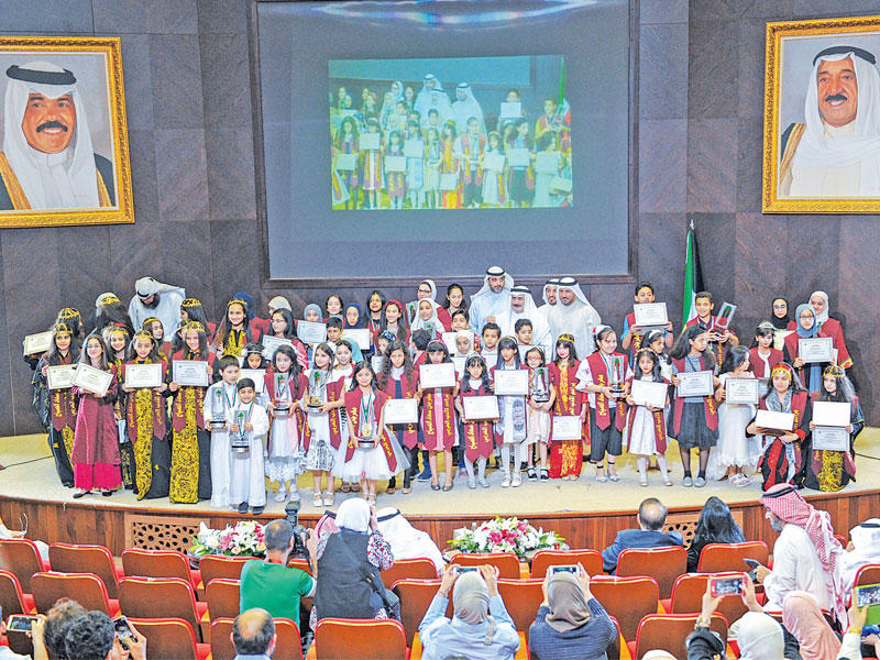 العبدالله والعبدالجليل والمسعودي مع الفائزين 