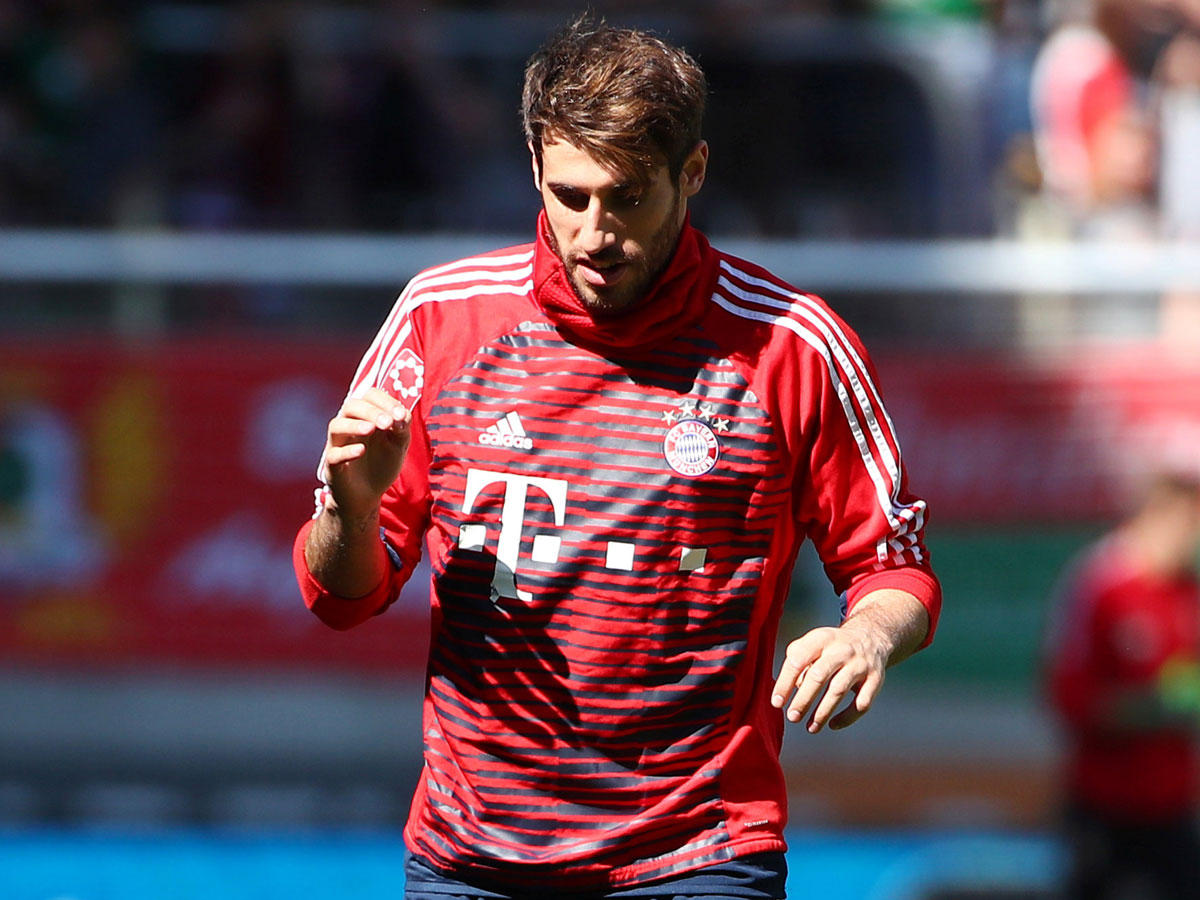  اللاعب خافي مارتينيز 