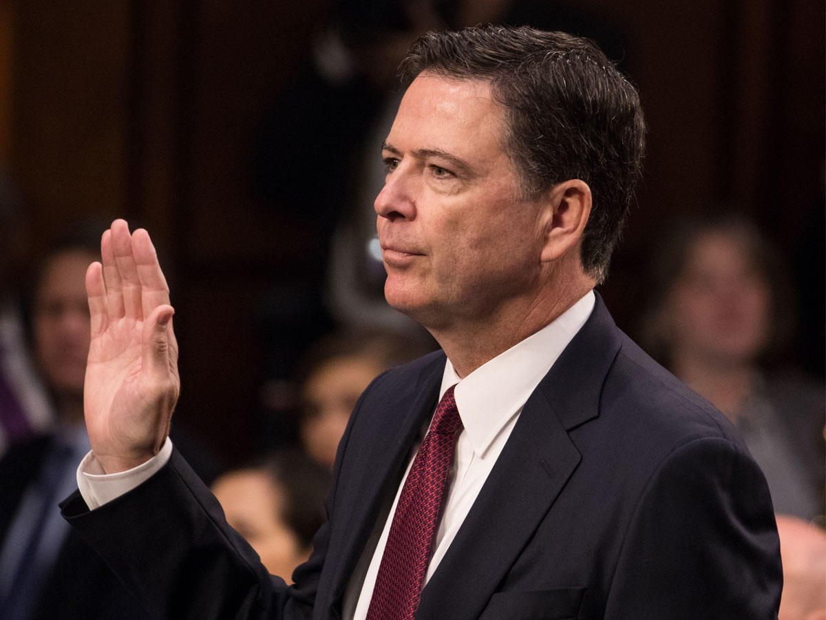 المدير السابق لمكتب التحقيقات الفدرالي (FBI) جيمس كومي