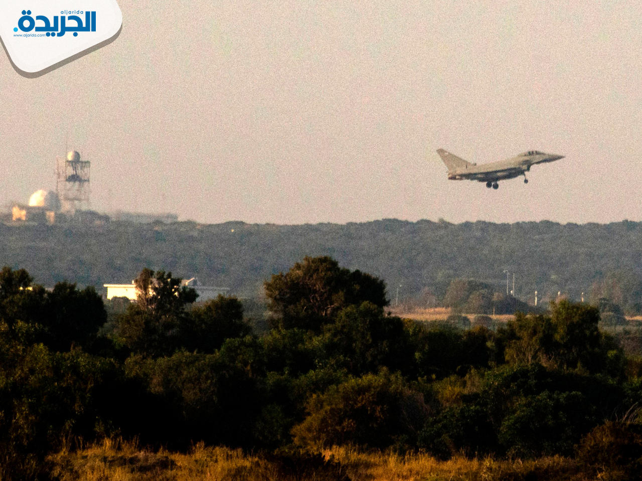 مقاتلة بريطانية تقلع من قاعدة عسكرية في قبرص