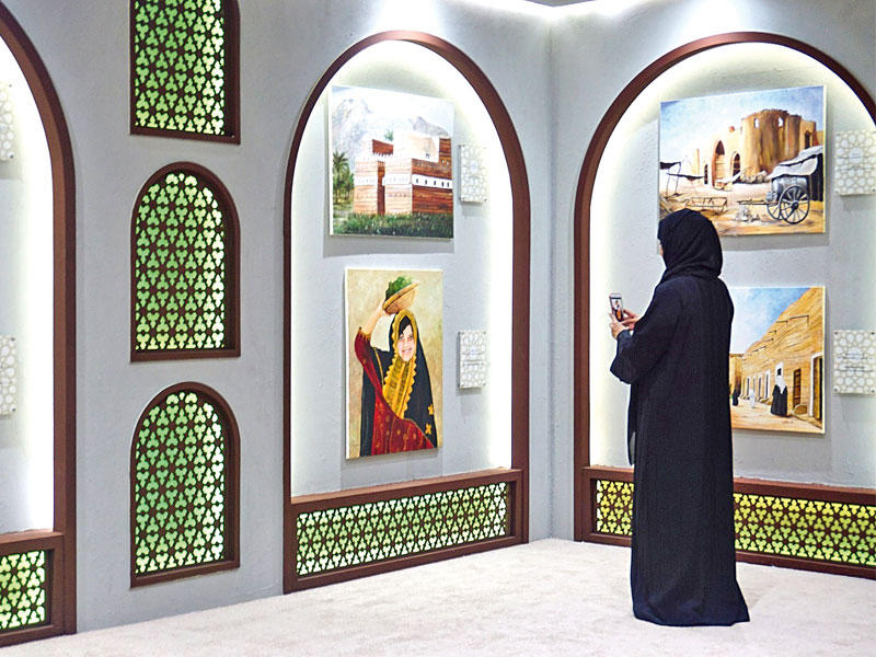 من أجواء أحد المعارض 