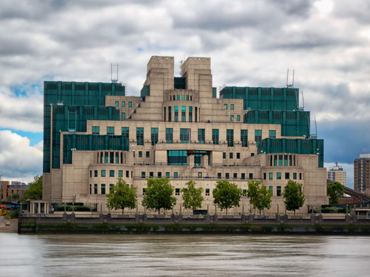مبنى الاستخبارات البريطانية