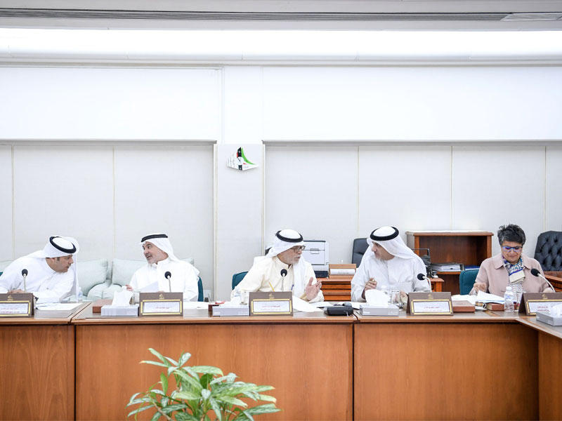  اللجنة المالية أرشيفية