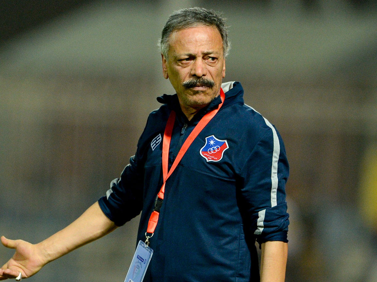 المدير الفني لفريق الكويت لكرة القدم محمد عبدالله