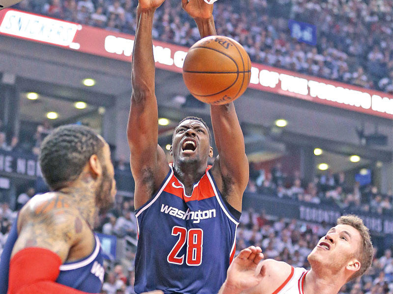 جانب من مباراة تورونتو وواشنطن ويزاردز