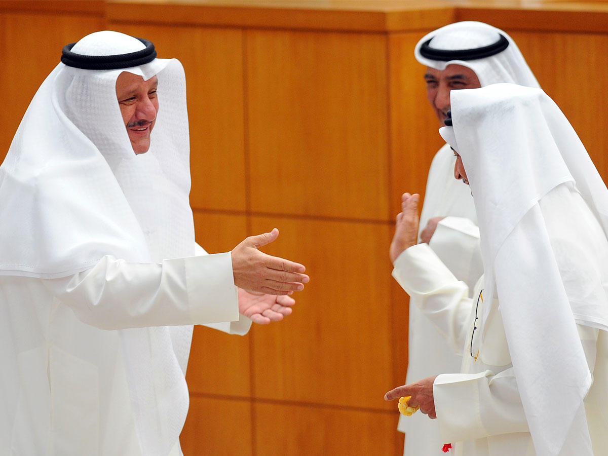 الكندري والخرافي والمويزري