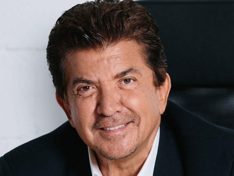 الفنان وليد توفيق