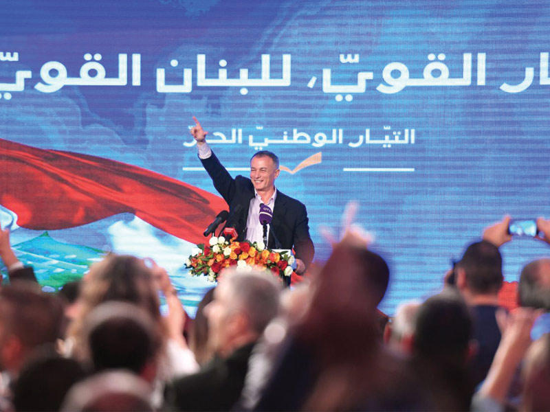 قائد فوج المغاوير السابق وصهر الرئيس عون شامل روكز خلال إعلان لائحة التيار الوطني في جبيل أمس 