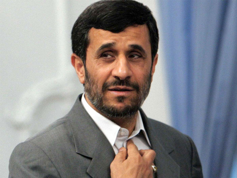 الرئيس الإيراني السابق محمود أحمدي نجاد