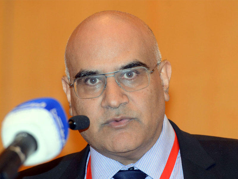 استشاري أمراض المسالك البولية والأستاذ بكلية الطب ورئيس رابطة المسالك البولية، البروفيسور عادل الحنيان