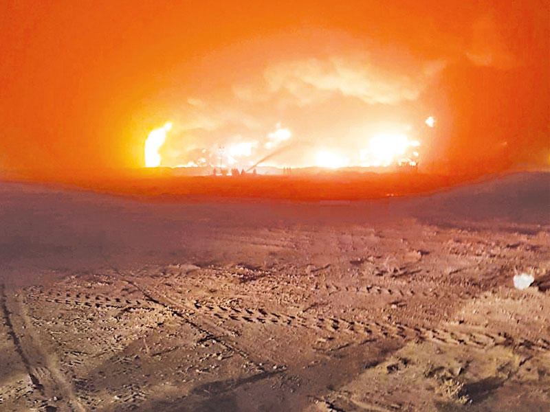 جانب من آثار الحريق