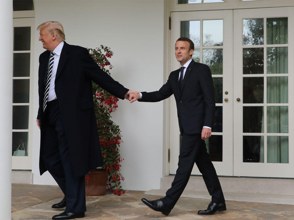 ترامب وماكرون في البيت الأبيض أمس (أ ف ب)