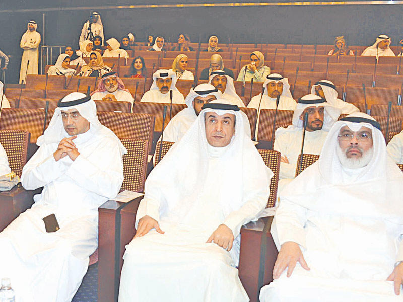 الصرعاوي  والعازمي والأثري في حفل تدشين «أمانة اجيال» بديوان المحاسبة أمس