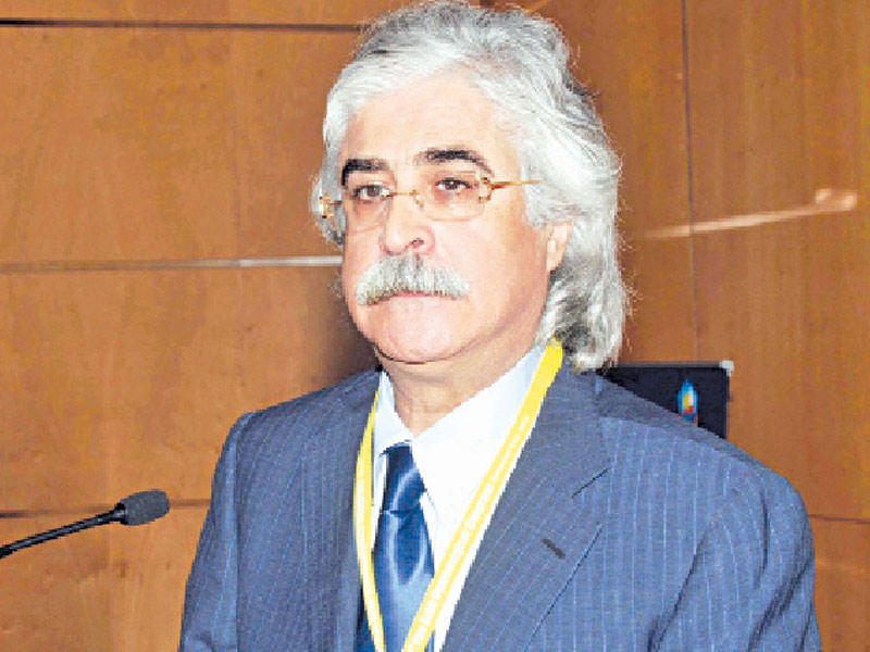 يوسف العوضي