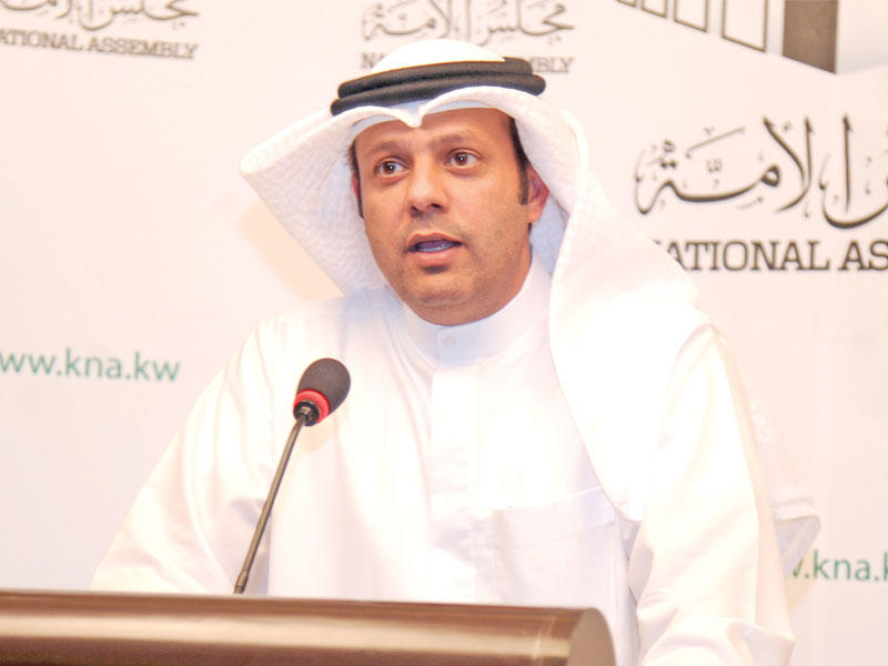  النائب فيصل الكندري