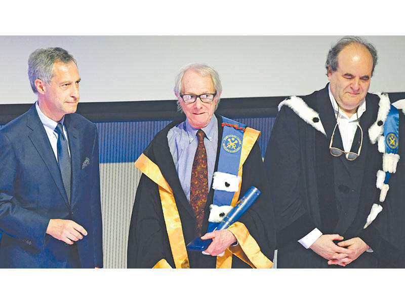 كين لوتش وشهادة الدكتوراه