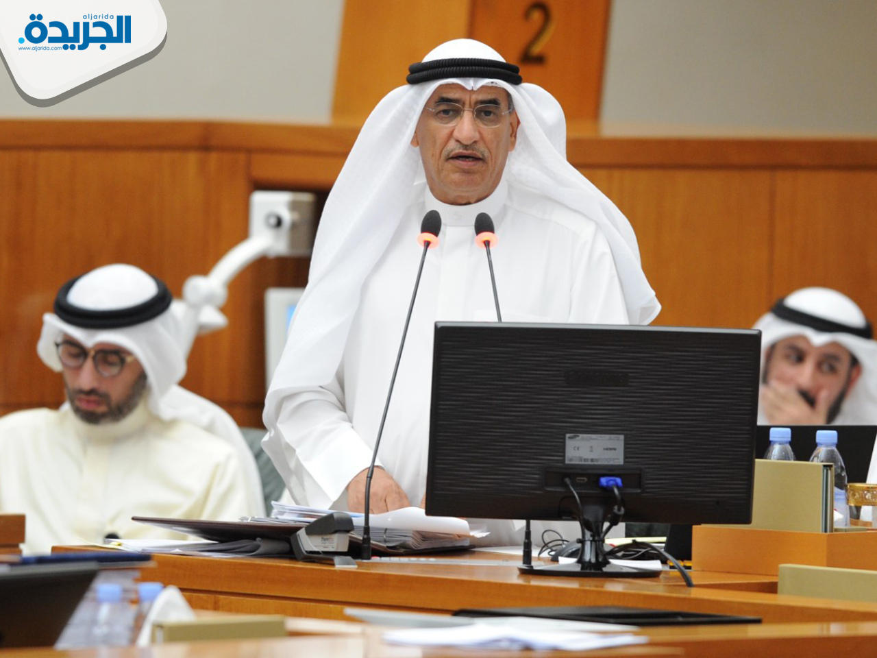 وزير النفط ووزير الكهرباء والماء بخيت الرشيدي