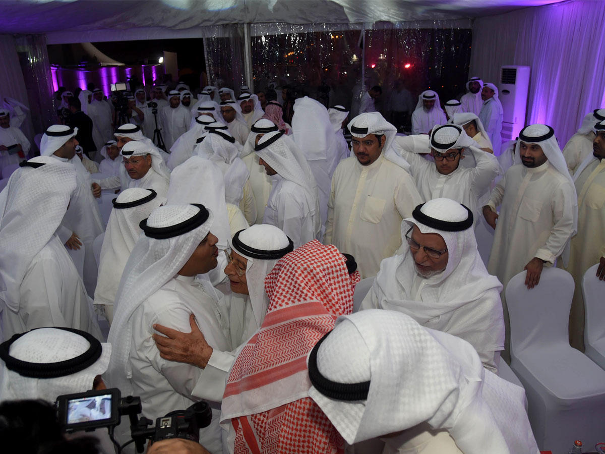 فهد الصانع يستقبل مؤيديه في افتتاح مقره الانتخابي 