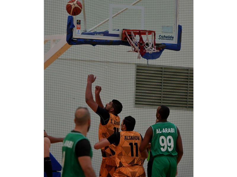 جانب من مباراة سلة القادسية والعربي