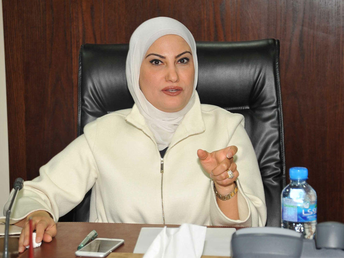 منى الدعاس الوكيلة المساعدة لقطاع الاسناد الإداري والمعلومات بالإدارة المركزية للإحصاء